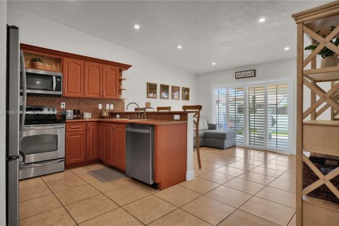 Купить виллу или дом в Майами, Флорида 3 спальни, 128.58м2, № 2059257 - фото 4