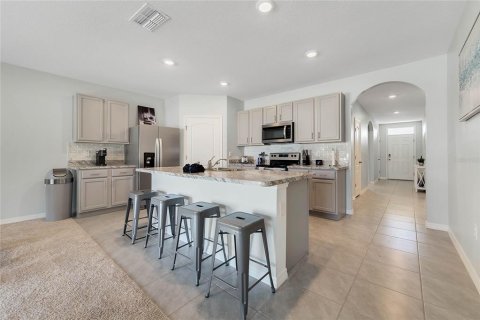 House in Auburndale, Florida 4 bedrooms, 171.96 sq.m. № 1866581 - photo 16