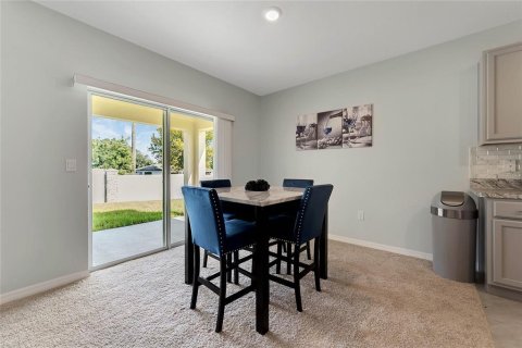 House in Auburndale, Florida 4 bedrooms, 171.96 sq.m. № 1866581 - photo 22