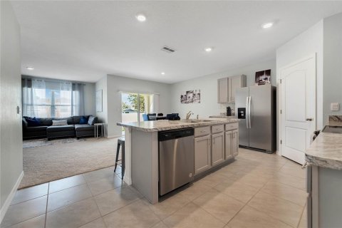 House in Auburndale, Florida 4 bedrooms, 171.96 sq.m. № 1866581 - photo 15