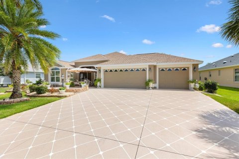 Villa ou maison à vendre à The Villages, Floride: 3 chambres, 196.67 m2 № 2330296 - photo 5