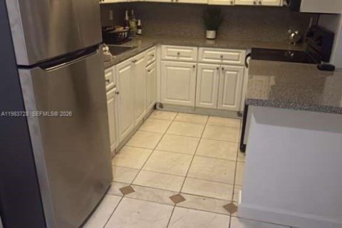 Copropriété à vendre à Coral Springs, Floride: 1 chambre, 48.03 m2 № 2047181 - photo 2