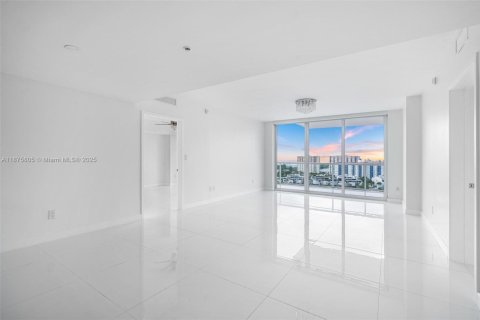 Купить кондоминиум в Санни-Айлс-Бич, Флорида 3 спальни, 144.28м2, № 1938989 - фото 5