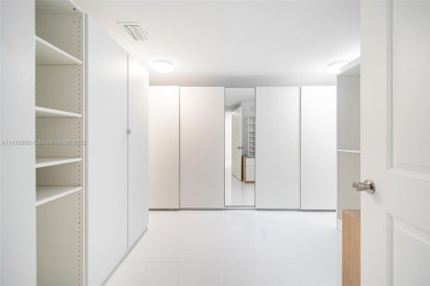 Купить кондоминиум в Санни-Айлс-Бич, Флорида 3 спальни, 144.28м2, № 1938989 - фото 11