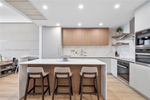 Copropriété à vendre à Miami Beach, Floride: 1 chambre, 89.19 m2 № 2189936 - photo 2