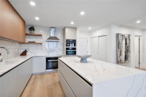 Copropriété à vendre à Miami Beach, Floride: 1 chambre, 89.19 m2 № 2189936 - photo 10