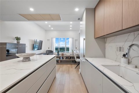 Copropriété à vendre à Miami Beach, Floride: 1 chambre, 89.19 m2 № 2189936 - photo 4