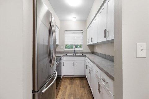 Condominio en venta en Maitland, Florida, 1 dormitorio, 56.86 m2 № 1740528 - foto 7