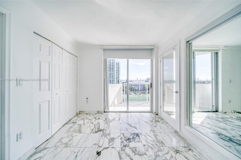 Copropriété à vendre à North Bay Village, Floride: 2 chambres, 92.9 m2 № 1864323 - photo 23