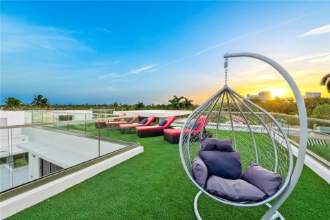Copropriété à louer à Fort Lauderdale, Floride: 6 chambres, 608.05 m2 № 1763556 - photo 13