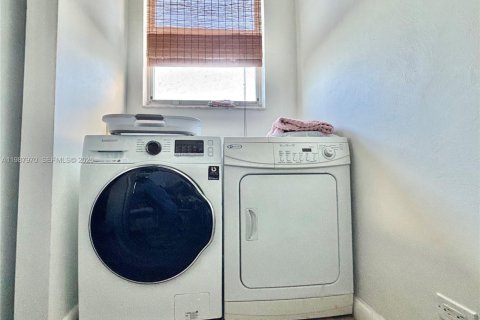 Купить кондоминиум в Норт-Майами-Бич, Флорида 2 спальни, 100.61м2, № 2062502 - фото 12