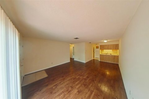 Apartamento en alquiler en Ocala, Florida, 2 dormitorios, 78.97 m2 № 1910429 - foto 2