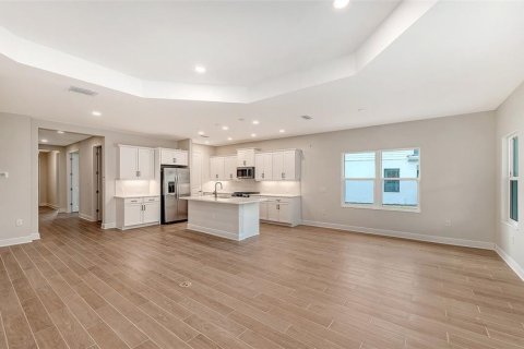 Villa ou maison à vendre à Sarasota, Floride: 3 chambres, 216.65 m2 № 2204853 - photo 9