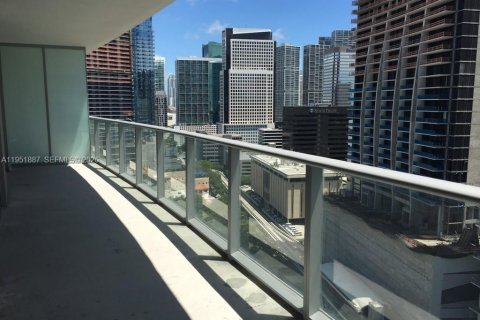 Купить кондоминиум в Майами, Флорида 2 спальни, 111.02м2, № 2054308 - фото 18