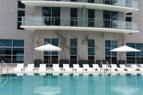 Купить кондоминиум в Майами, Флорида 2 спальни, 111.02м2, № 2054308 - фото 7