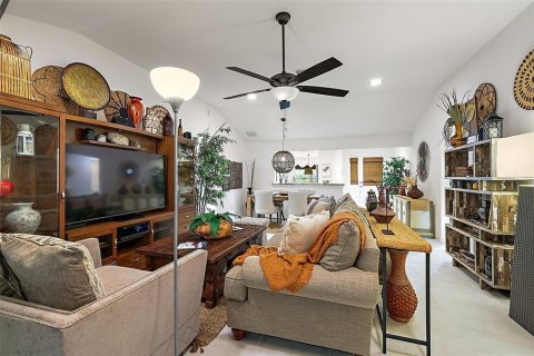 Casa en venta en The Villages, Florida, 3 dormitorios, 166.39 m2 № 1826996 - foto 24