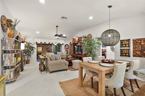 Casa en venta en The Villages, Florida, 3 dormitorios, 166.39 m2 № 1826996 - foto 20