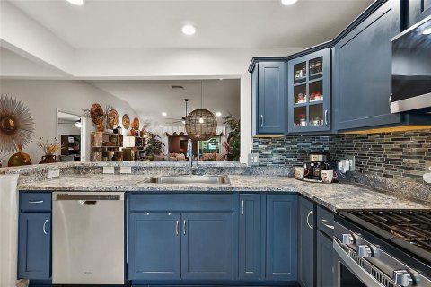 Casa en venta en The Villages, Florida, 3 dormitorios, 166.39 m2 № 1826996 - foto 16