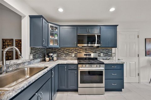 Casa en venta en The Villages, Florida, 3 dormitorios, 166.39 m2 № 1826996 - foto 15