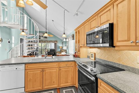 Copropriété à vendre à Englewood, Floride: 4 chambres, 152.17 m2 № 2206484 - photo 6