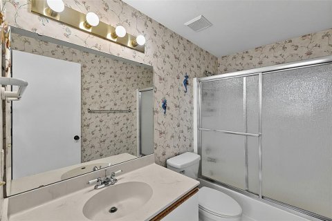 Copropriété à vendre à Englewood, Floride: 4 chambres, 152.17 m2 № 2206484 - photo 24