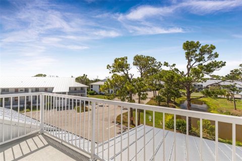 Copropriété à vendre à Englewood, Floride: 4 chambres, 152.17 m2 № 2206484 - photo 28