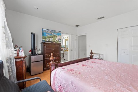 House in Homestead, Florida 4 bedrooms, 163.69 sq.m. № 1829197 - photo 22