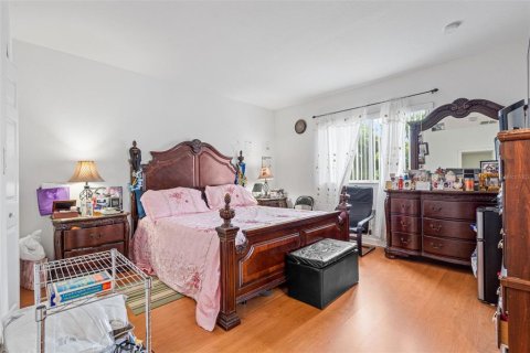 House in Homestead, Florida 4 bedrooms, 163.69 sq.m. № 1829197 - photo 20