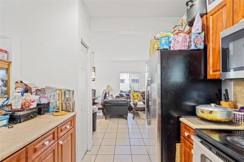 House in Homestead, Florida 4 bedrooms, 163.69 sq.m. № 1829197 - photo 15