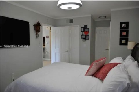 Condominio en venta en Miami, Florida, 1 dormitorio, 78.97 m2 № 1963565 - foto 8