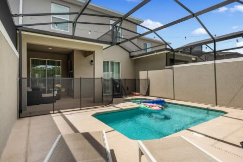 Townhouse in Kissimmee, Florida 5 bedrooms, 201.41 sq.m. № 1640017 - photo 19