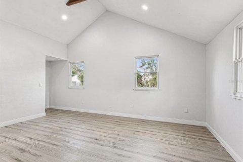 Casa en venta en Largo, Florida, 4 dormitorios, 169.83 m2 № 1518949 - foto 16