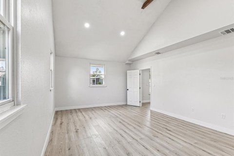 Casa en venta en Largo, Florida, 4 dormitorios, 169.83 m2 № 1518949 - foto 7