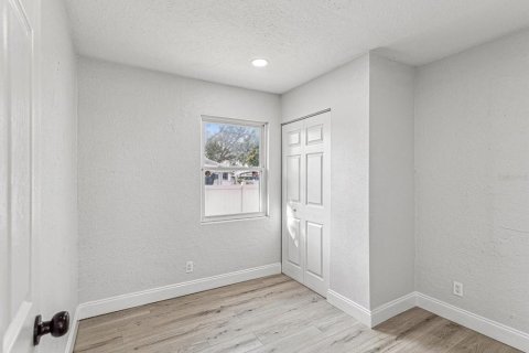 Casa en venta en Largo, Florida, 4 dormitorios, 169.83 m2 № 1518949 - foto 25