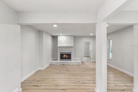 Casa en venta en Largo, Florida, 4 dormitorios, 169.83 m2 № 1518949 - foto 12
