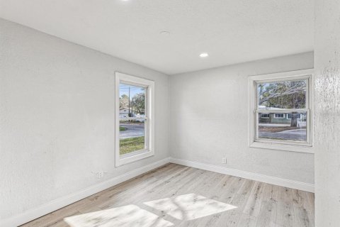 Casa en venta en Largo, Florida, 4 dormitorios, 169.83 m2 № 1518949 - foto 29