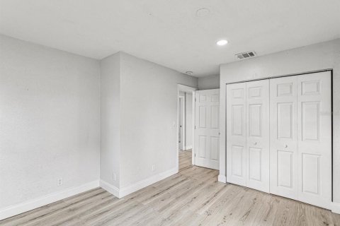Casa en venta en Largo, Florida, 4 dormitorios, 169.83 m2 № 1518949 - foto 30