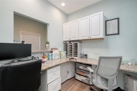 Immobilier commercial à vendre à Sarasota, Floride: 190.17 m2 № 2375530 - photo 12