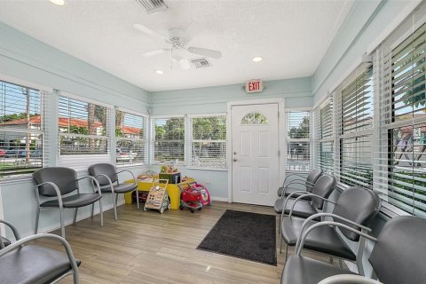 Immobilier commercial à vendre à Sarasota, Floride: 190.17 m2 № 2375530 - photo 8