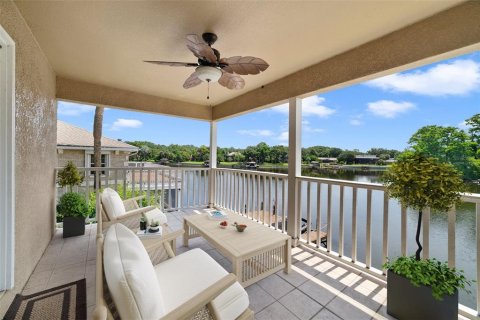 House in Kissimmee, Florida 6 bedrooms, 432.37 sq.m. № 1759319 - photo 2