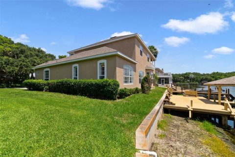 House in Kissimmee, Florida 6 bedrooms, 432.37 sq.m. № 1759319 - photo 27
