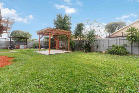 Casa en venta en Sunrise, Florida, 3 dormitorios, 145.58 m2 № 1990086 - foto 20