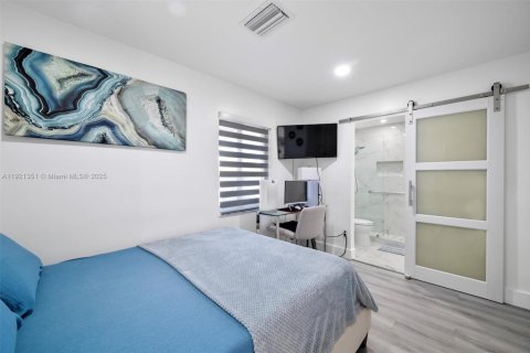 Casa en venta en Homestead, Florida, 4 dormitorios, 182.37 m2 № 1975432 - foto 26