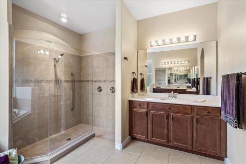 Casa en venta en Orlando, Florida, 4 dormitorios, 255.57 m2 № 1915667 - foto 24