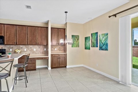 Casa en venta en Orlando, Florida, 4 dormitorios, 255.57 m2 № 1915667 - foto 18