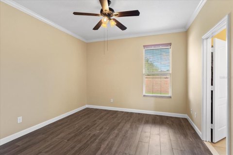 Casa en venta en Orlando, Florida, 4 dormitorios, 255.57 m2 № 1915667 - foto 29