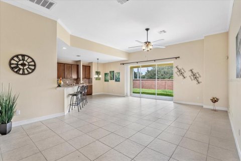 Casa en venta en Orlando, Florida, 4 dormitorios, 255.57 m2 № 1915667 - foto 10
