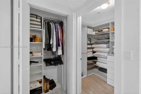 Copropriété à louer à Miami, Floride: 2 chambres, 146.14 m2 № 1999151 - photo 21