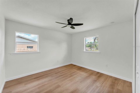 House in Lakeland, Florida 2 bedrooms, 80.27 sq.m. № 1881243 - photo 10