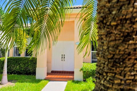 Casa en venta en Davie, Florida, 3 dormitorios, 152.27 m2 № 2260153 - foto 2